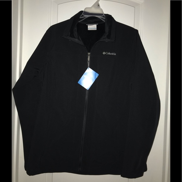 Columbia Jackets & Blazers - Columbia jacket in black.  NWT